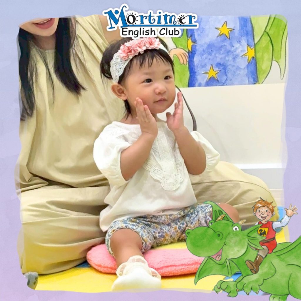 น้องน้อยในคลาส EFLO ร่วมกิจกรรมอย่างมีความสุขเคียงข้างผู้ปกครอง